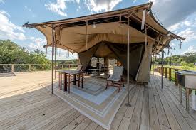 Glamping vs Camping: Which Style Fits You Best?